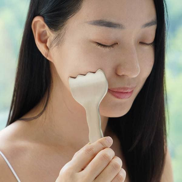 신세계백화점 방짜유기 튤립 두피 괄사 마사지기