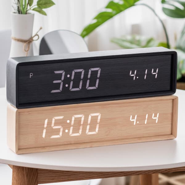 플랜에코 오블롱 우드 인테리어 LED 탁상시계 38cm - 최저가 49,800원
