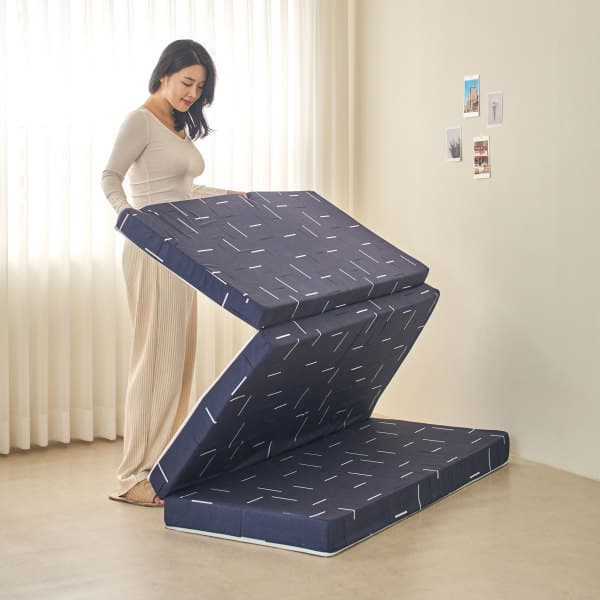커머스체인 탄탄한 3단 접이식 토퍼 매트리스 5cm/8cm - 최저가 57,200원