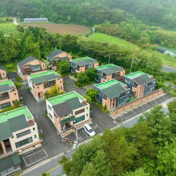 (주)놀유니버스 충남 펜션 예산 정다운펜션