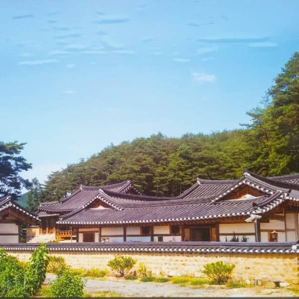 (주)놀유니버스 경북 안동 온계종택(삼백당) 게스트하우스