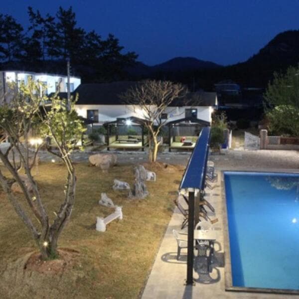 (주)놀유니버스 영암 비바체펜션 - 최저가 71,400원