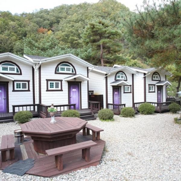 (주)놀유니버스 홍천 라임벨리펜션 - 최저가 183,600원