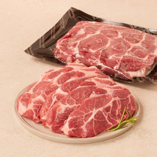 이마트몰쓱배송 냉장 캐나다산 허브먹은 돼지목심구이용 500g - 최저가 12,480원