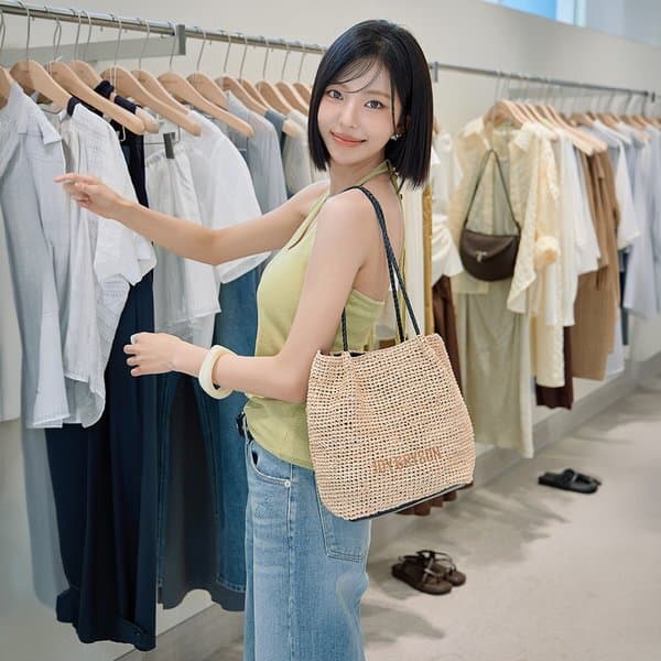 신세계백화점 엔드리스 숄더백 LW5SE7100_0A - 최저가 90,720원