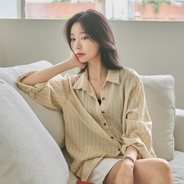JUSTONE몰 JUST BETTER 워터리 가벼운 줄지 썸머셔츠