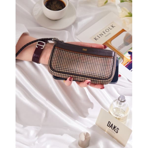 LF몰 닥스 액세서리 25FW 에딘버러 하운드투스 브라운 DBHO5F721W3 - 최저가 124,740원