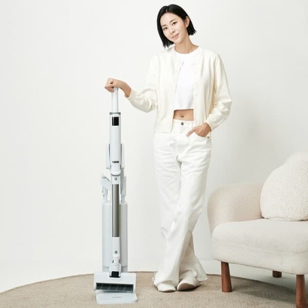 스타필드하남점 블루모션 자동 먼지 비움 청소기