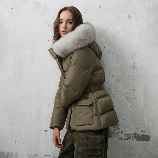 신세계백화점 Waist Banding Saga Fur Goose Short Down Jacket ER4TD001 - 최저가 177,640원