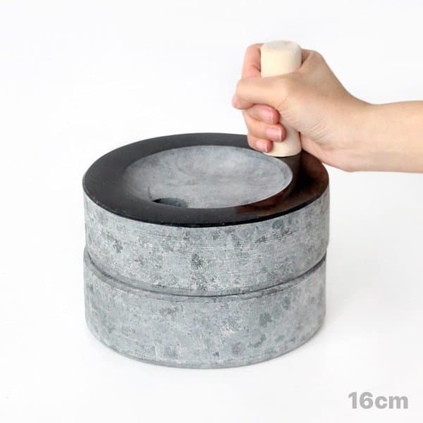 신세계몰 더담고 국산 오석 미니 맷돌 16cm