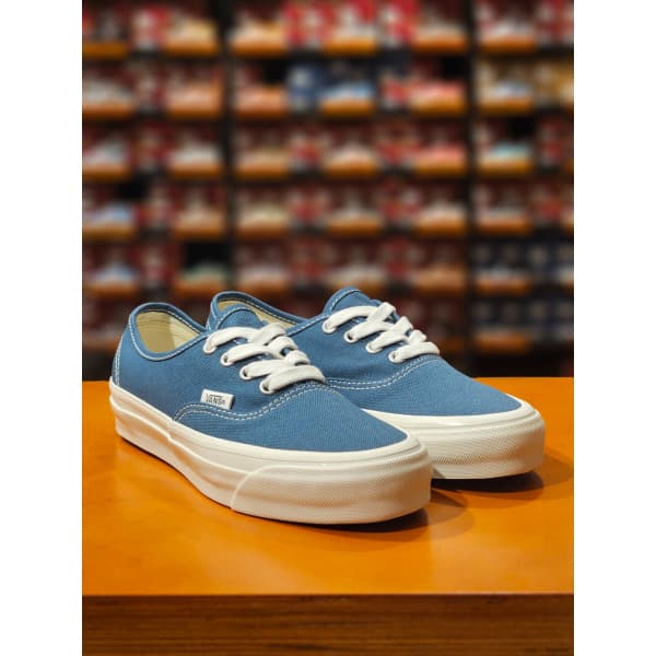 부산프리미엄아울렛 반스 남여공용 LX Authentic 44 스니커즈