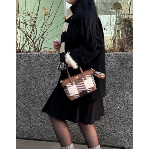 LF몰 닥스 25SS 브라운 체크 가죽 토트백 WCBA5E832W2 - 최저가 178,800원