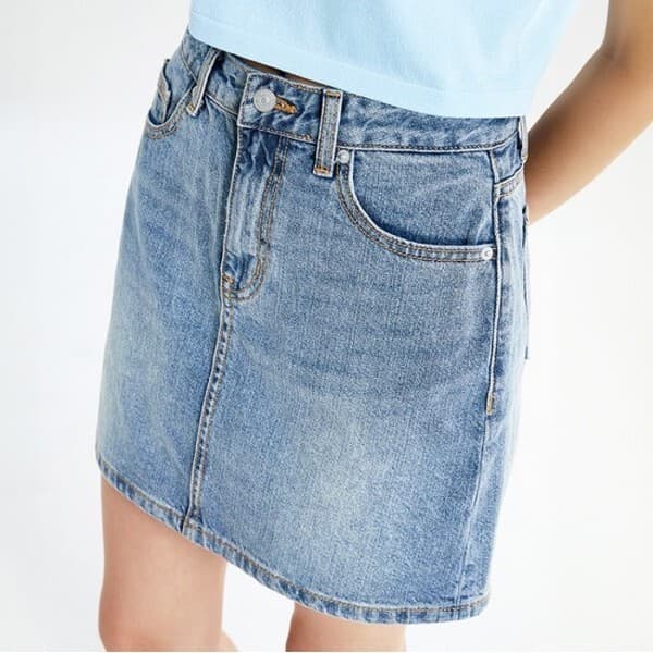 CJ온스타일 데일리지 데님 미니 스커트 SPWJE49G02-K - 최저가 11,120원