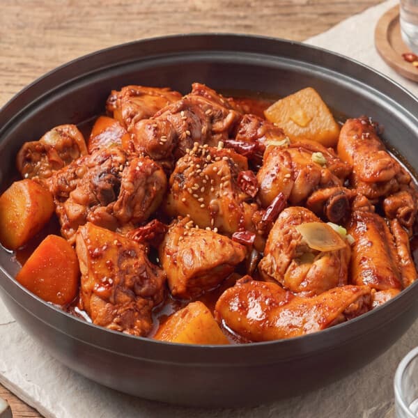 미식미풍 춘천 가마솥 매콤 찜닭 1kg + 1kg 국내산 닭