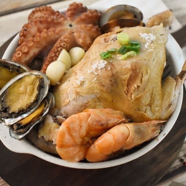 푸뱅 명품 보양식 해신탕 3~4인분 닭 문어 새우 백상합 약재 전복 200g